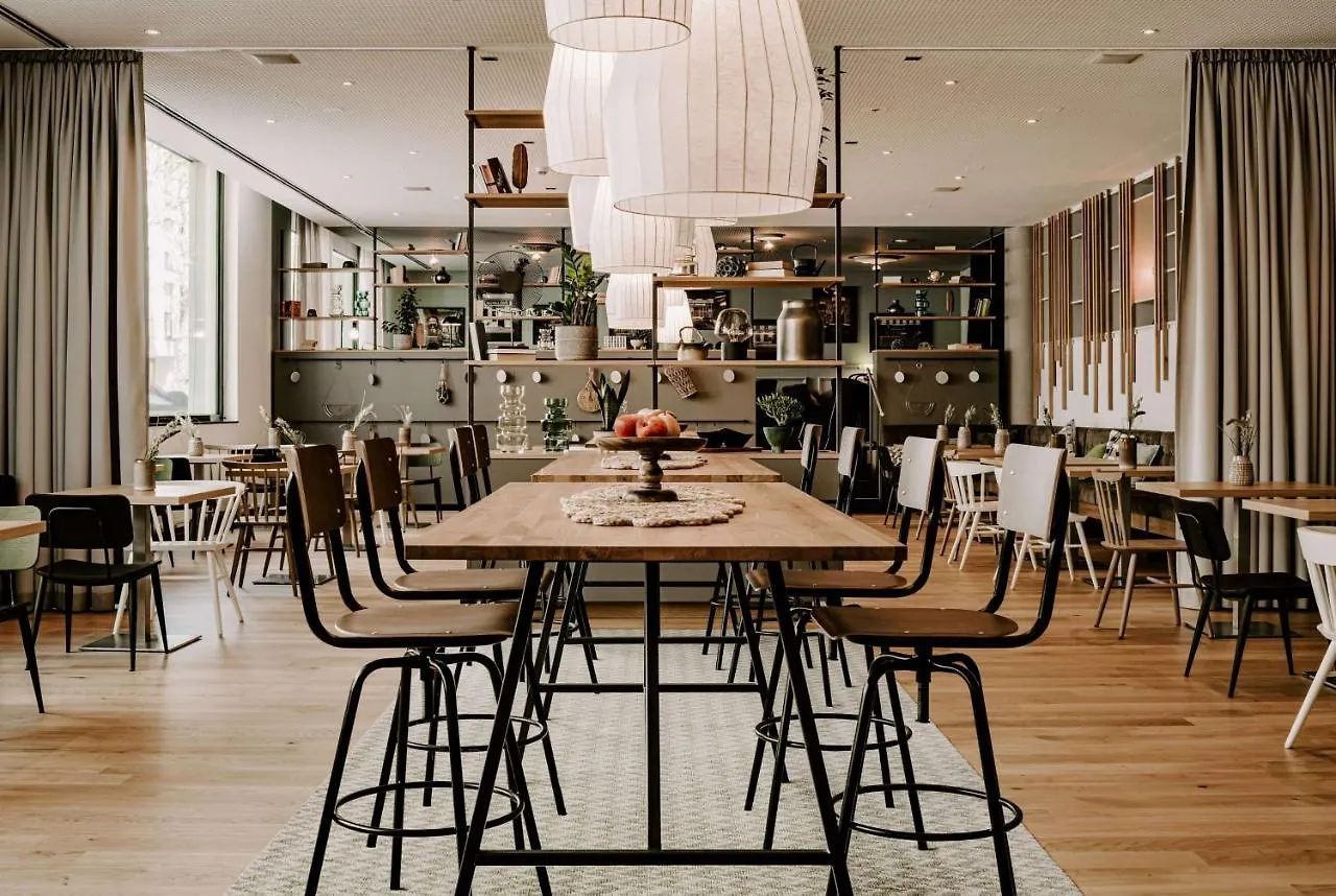 Vienna House Easy By Wyndham Stuttgart Hotel