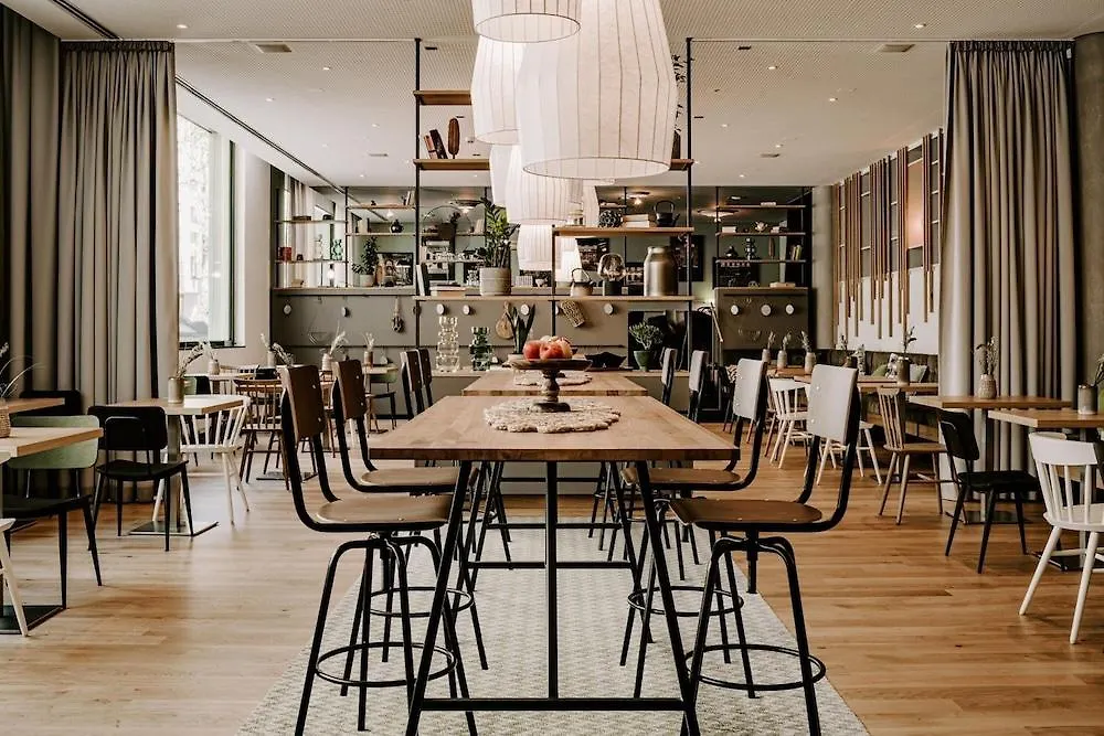 Vienna House Easy By Wyndham Stuttgart Hotel