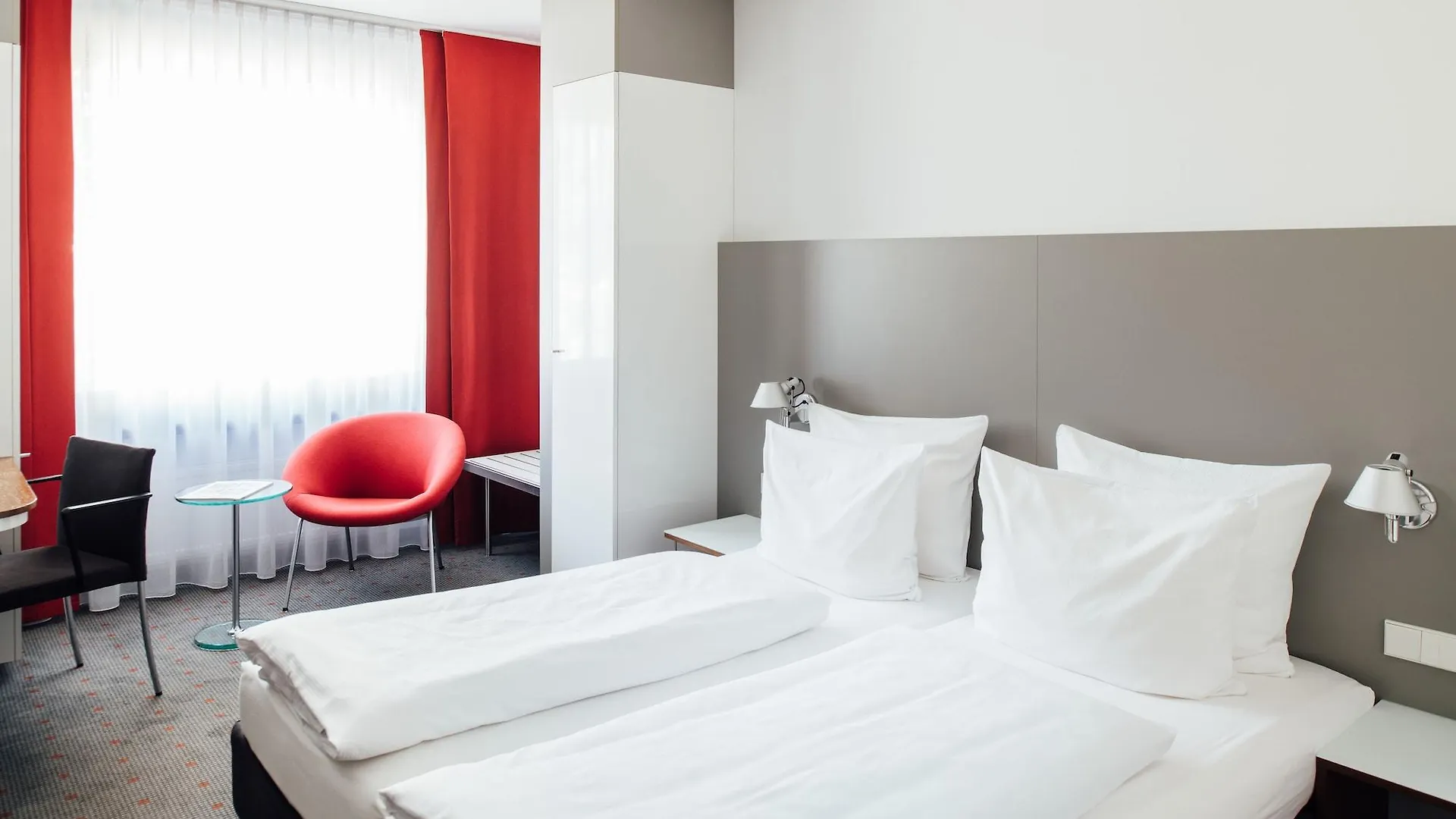 Vienna House Easy By Wyndham Stuttgart Hotel 4*,  Germany