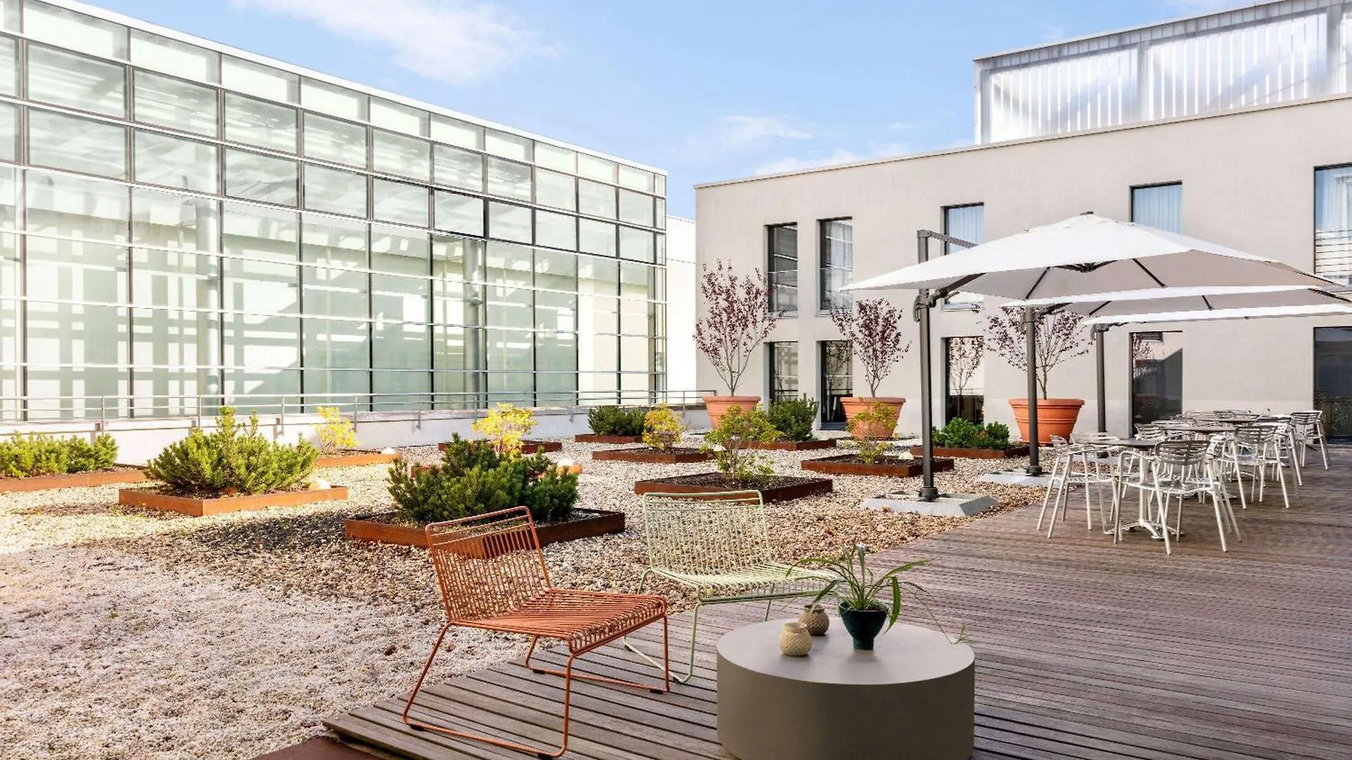 Vienna House Easy By Wyndham Stuttgart contacts